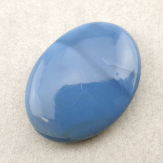 Opal niebieski kaboszon 27x20 mm nr 311