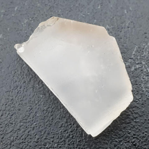 Kryształ górski cięty surowy 28x19 mm nr 67 Kryształ górski cięty surowy 28x19 mm nr 67