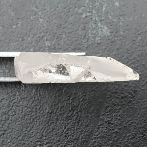 Kryształ górski cięty surowy 29x23 mm nr 48 Kryształ górski cięty surowy 29x23 mm nr 48