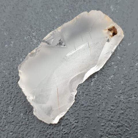 Kryształ górski cięty surowy 30x16 mm nr 51 Kryształ górski cięty surowy 30x16 mm nr 51