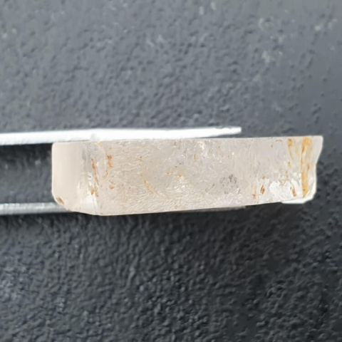 Kryształ górski cięty surowy 30x24 mm nr 78 Kryształ górski cięty surowy 30x24 mm nr 78